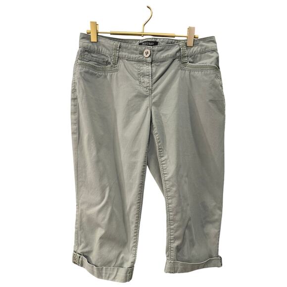WHBM Slim Pedal Pushers Capris Olive Green Size 2 EUC - Picture 5 of 6